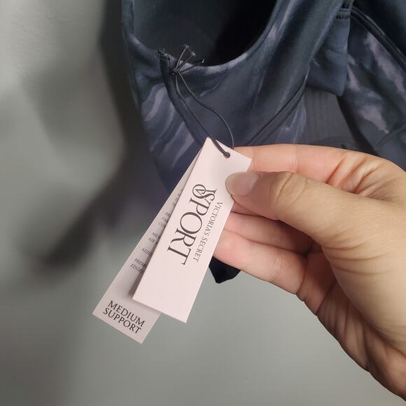 NWT Victoria's Secret Sport XXL Black Blue Abstract Marble Print Sports Bra - Picture 4 of 16